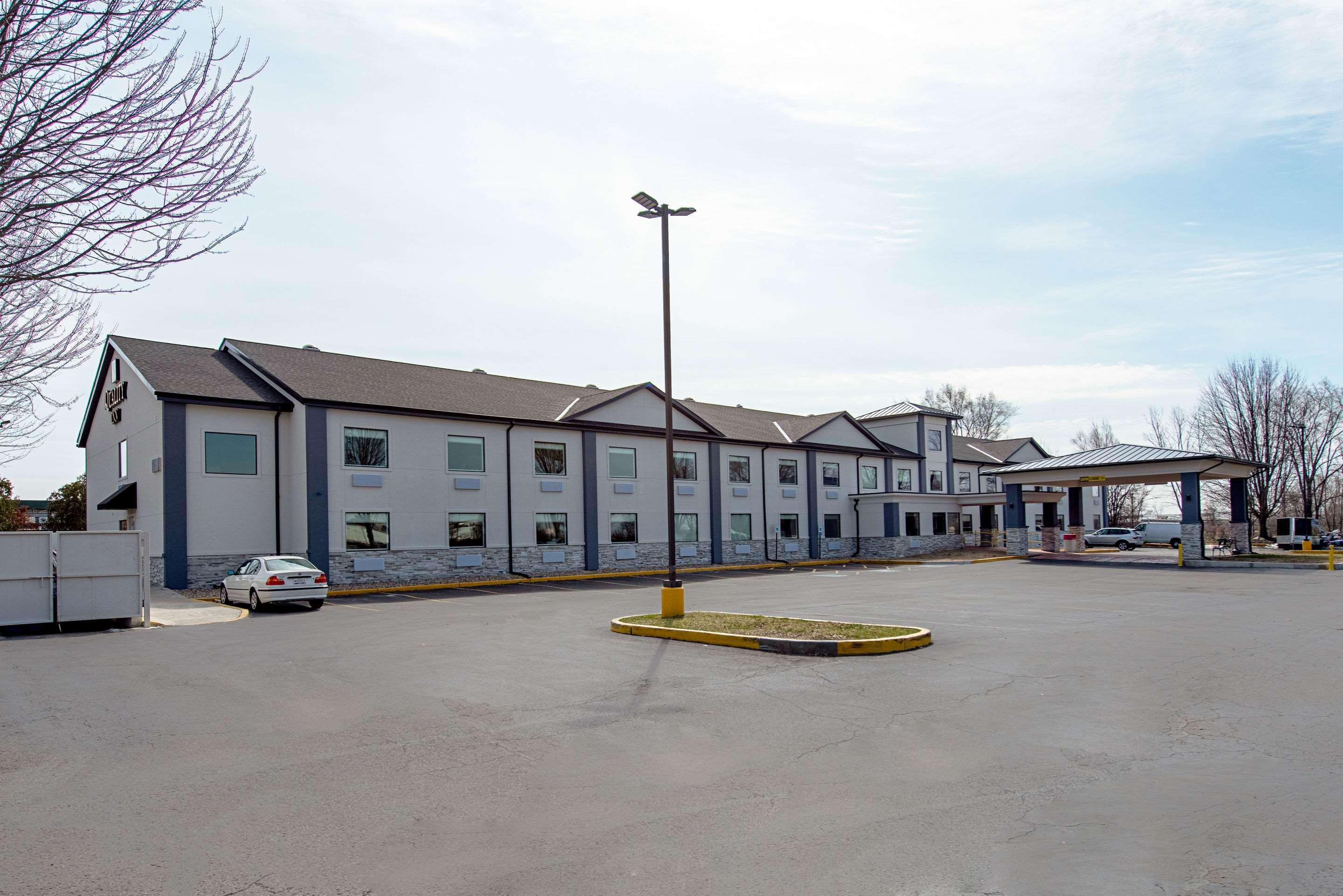 Quality Inn Mishawaka Near Notre Dame Ngoại thất bức ảnh