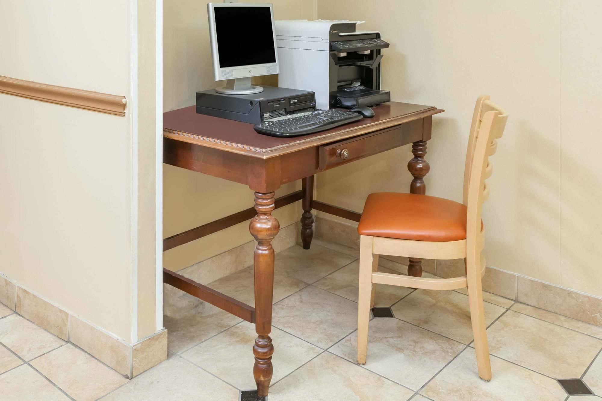 Quality Inn Mishawaka Near Notre Dame Ngoại thất bức ảnh