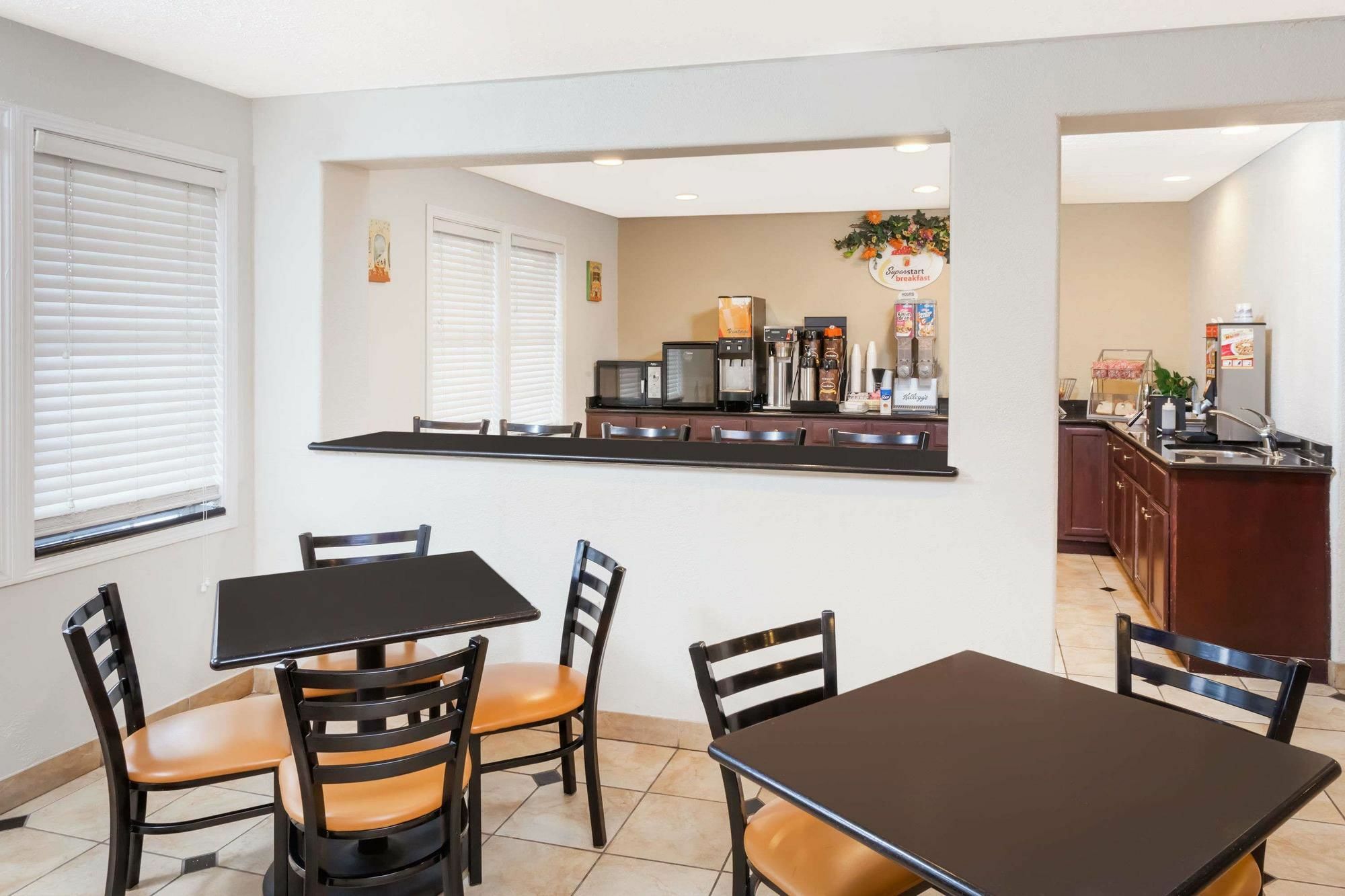 Quality Inn Mishawaka Near Notre Dame Ngoại thất bức ảnh